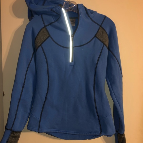 Pullover - Picture 1 of 1